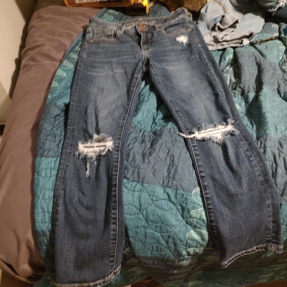 American eagle artist crop jeans